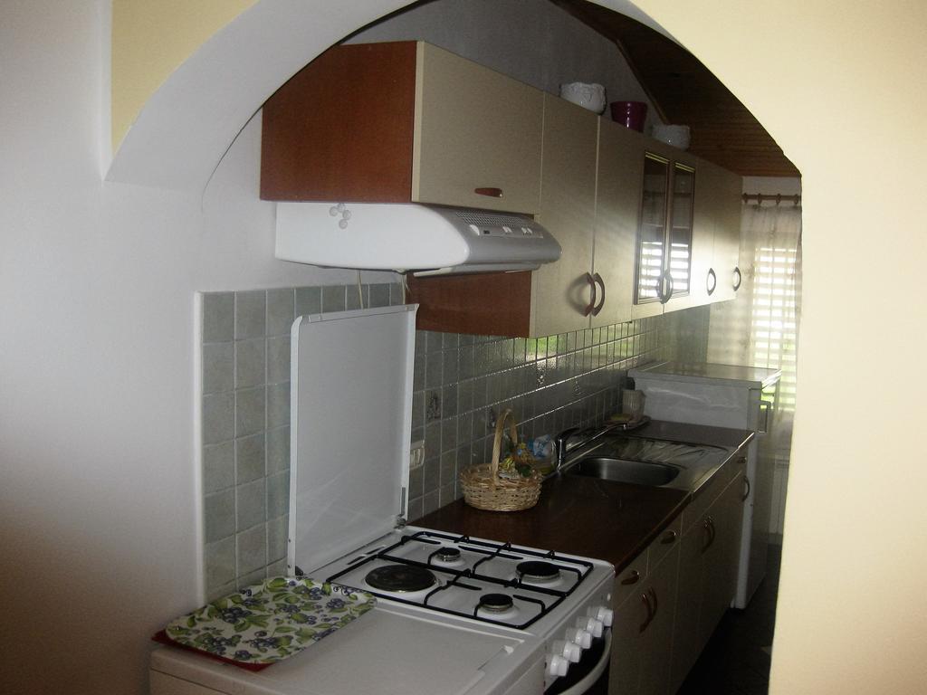 Apartment Svobode Izola Bagian luar foto