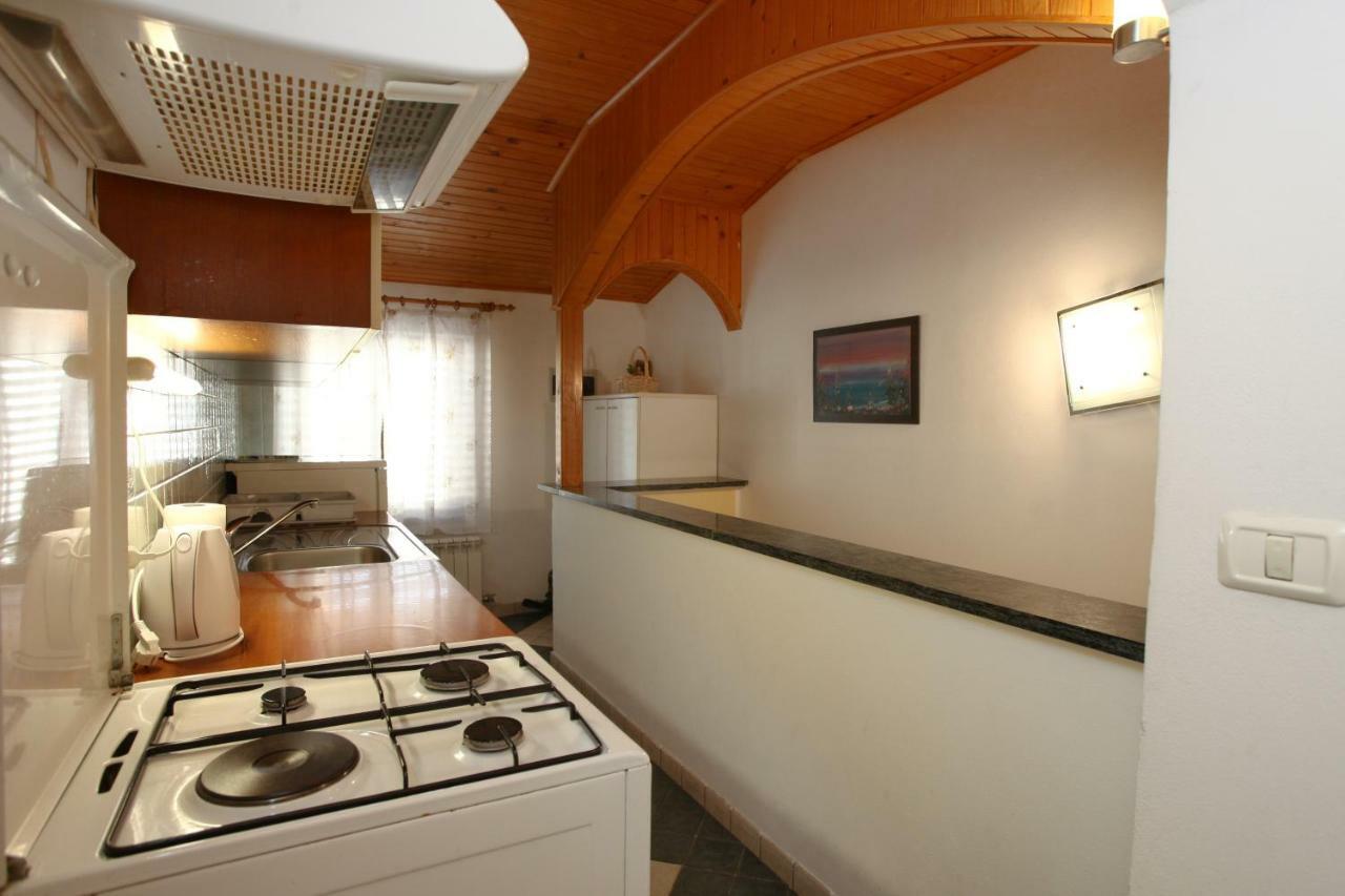 Apartment Svobode Izola Bagian luar foto