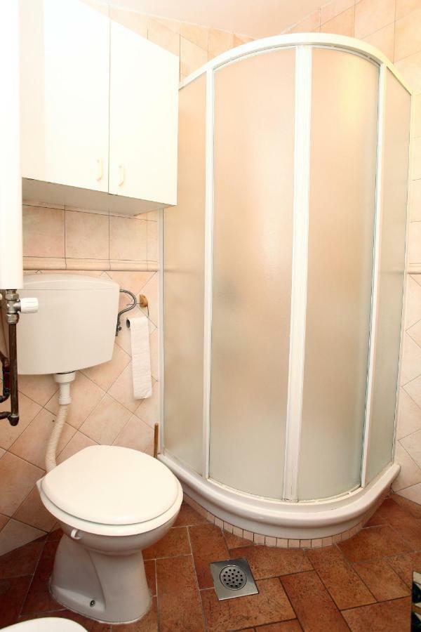 Apartment Svobode Izola Bagian luar foto
